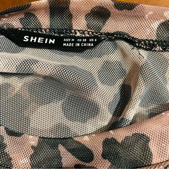 🌸3 for $20 SHEIN Leopard SheerTop long sleeves Size M Animal Print Apparel 🐅 - Picture 5 of 12
